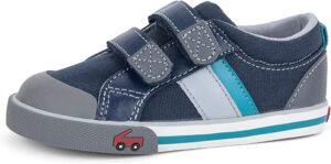 Best toddler shoes for wide feet